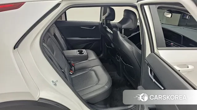 Kia Di Ol Nu Niro 2022 Белый из Кореи, фото 3