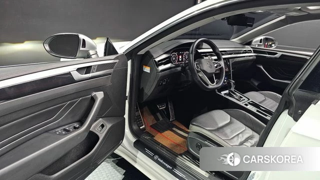 Volkswagen Arteon 2022 Белый из Кореи, фото 3