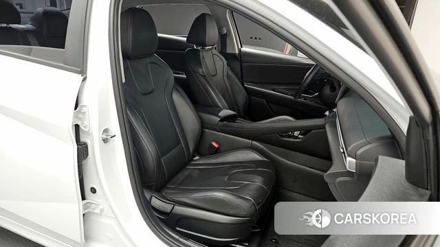 Hyundai Avante (CN7) 2022 Белый из Кореи, фото 3