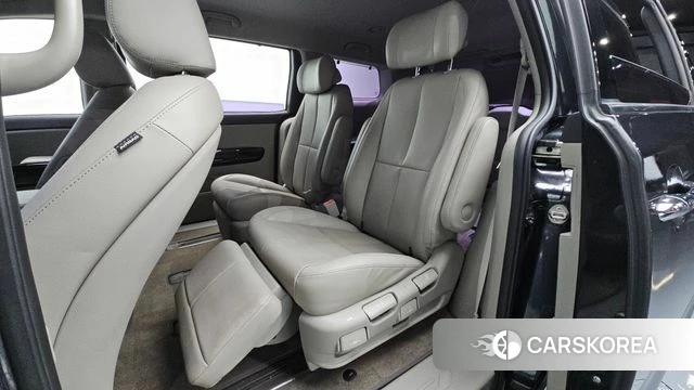 Kia The New Carnival 2018 Серый из Кореи, фото 3