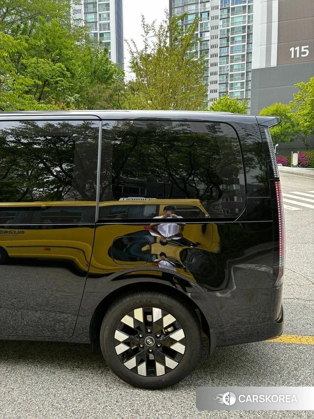 Hyundai Staria 2025 Черный из Кореи, фото 3