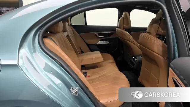 Mercedes-Benz E-Class W214 2025 Серый из Кореи, фото 3