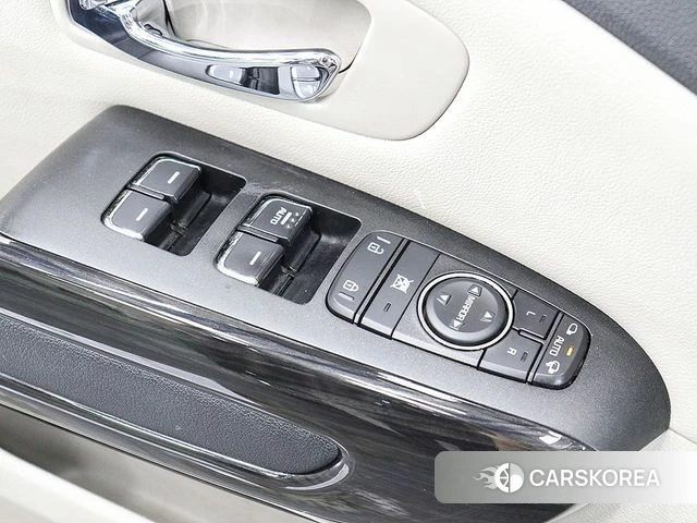Kia The New Carnival 2019 Серый из Кореи, фото 3