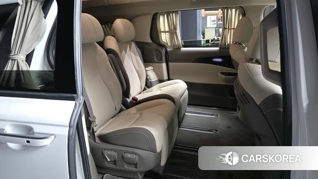 Kia Carnival 4th generation 2023 Белый из Кореи, фото 3