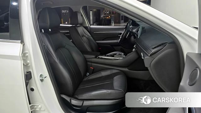 Hyundai Sonata (DN8) 2022 Белый из Кореи, фото 3