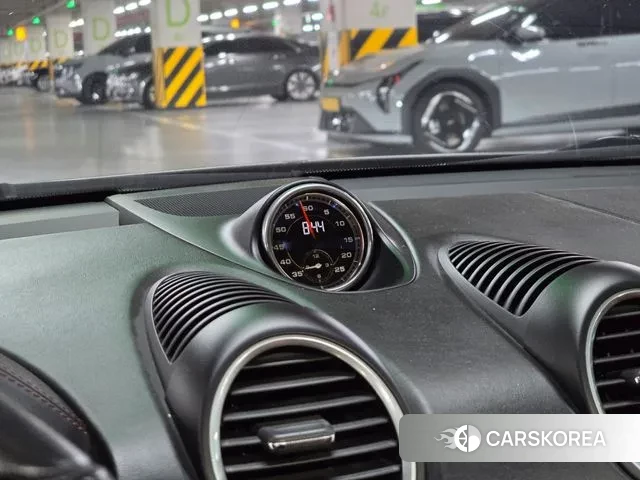 Porsche 718 Boxster 2018 Серый из Кореи, фото 3