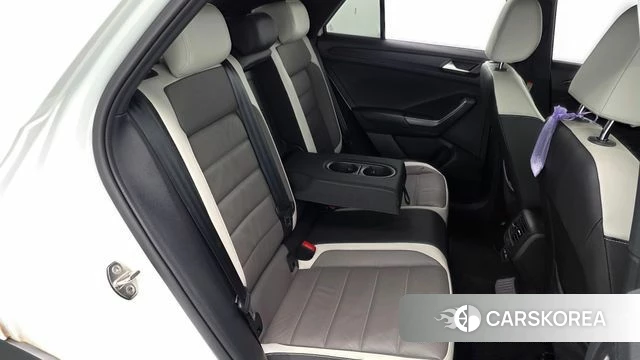 Volkswagen T-Roc 2021 Белый из Кореи, фото 3
