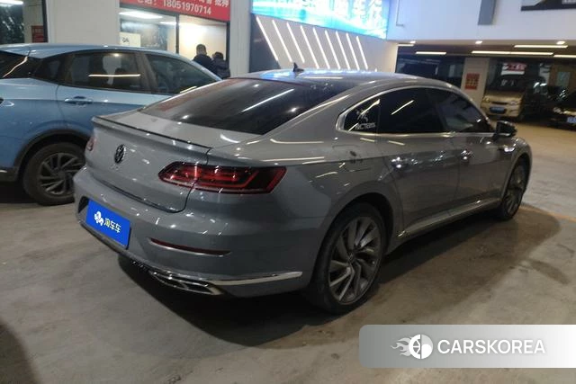 Volkswagen CC 2022 Темно-серый из Китая, фото 3