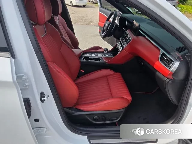 Genesis The New G70 2023 Белый из Кореи, фото 3