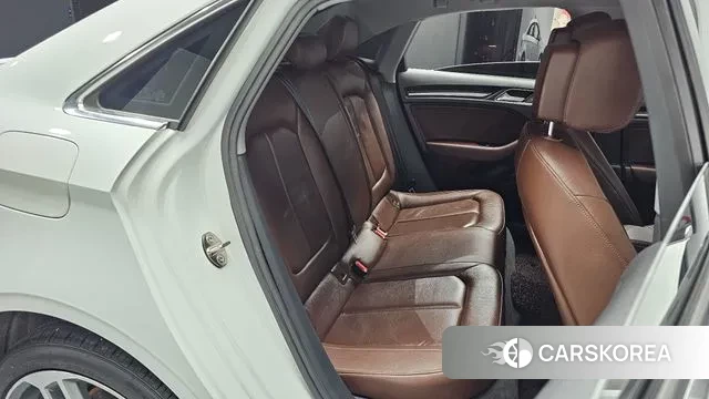 Audi New A3 2019 Белый из Кореи, фото 3