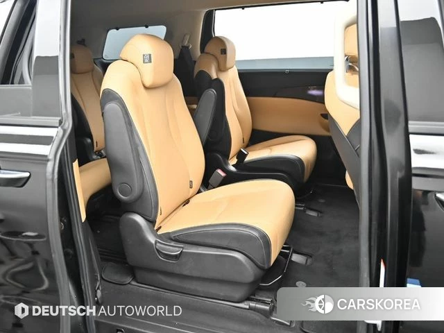 Kia Carnival 4th generation 2023 Черный из Кореи, фото 3