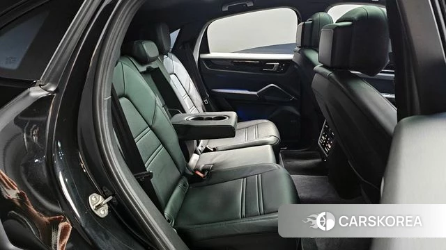 Porsche Cayenne (PO536) 2022 Черный из Кореи, фото 3