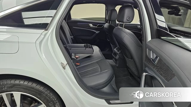 Audi A6 (C8) 2023 Белый из Кореи, фото 3