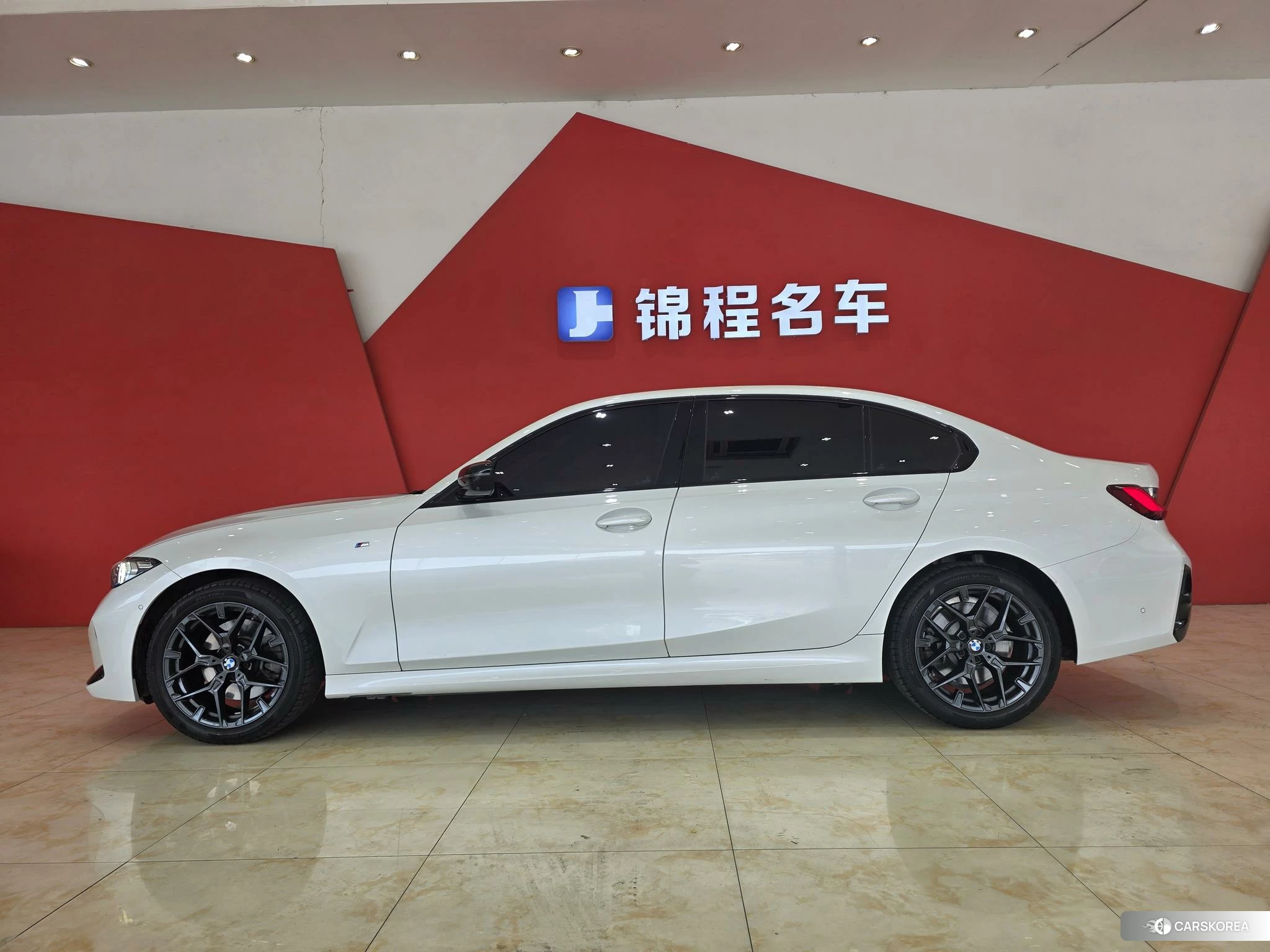 BMW 3 series 2024 Белый из Китая, фото 3