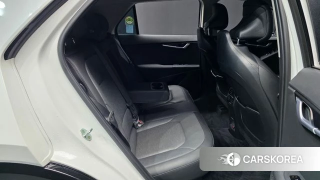 Kia Di Ol Nu Niro 2022 Белый из Кореи, фото 3
