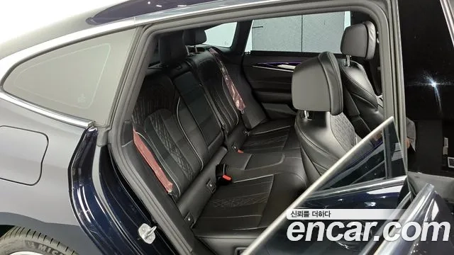 BMW 6 Series GT (G32) 2022 Черный из Кореи, фото 3