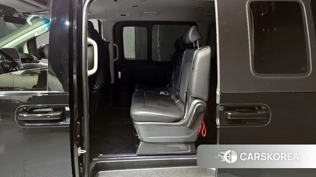 Hyundai Staria 2025 Черный из Кореи, фото 3