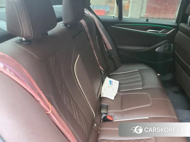 BMW 5 Series (G30) 2021 Серый из Кореи, фото 3