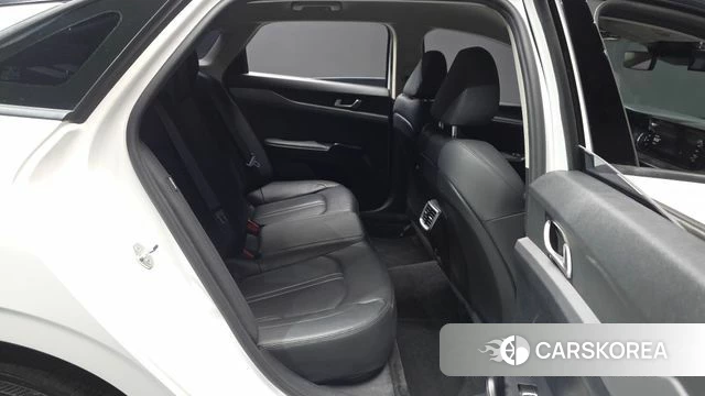 Kia K5 3rd generation 2023 Белый из Кореи, фото 3