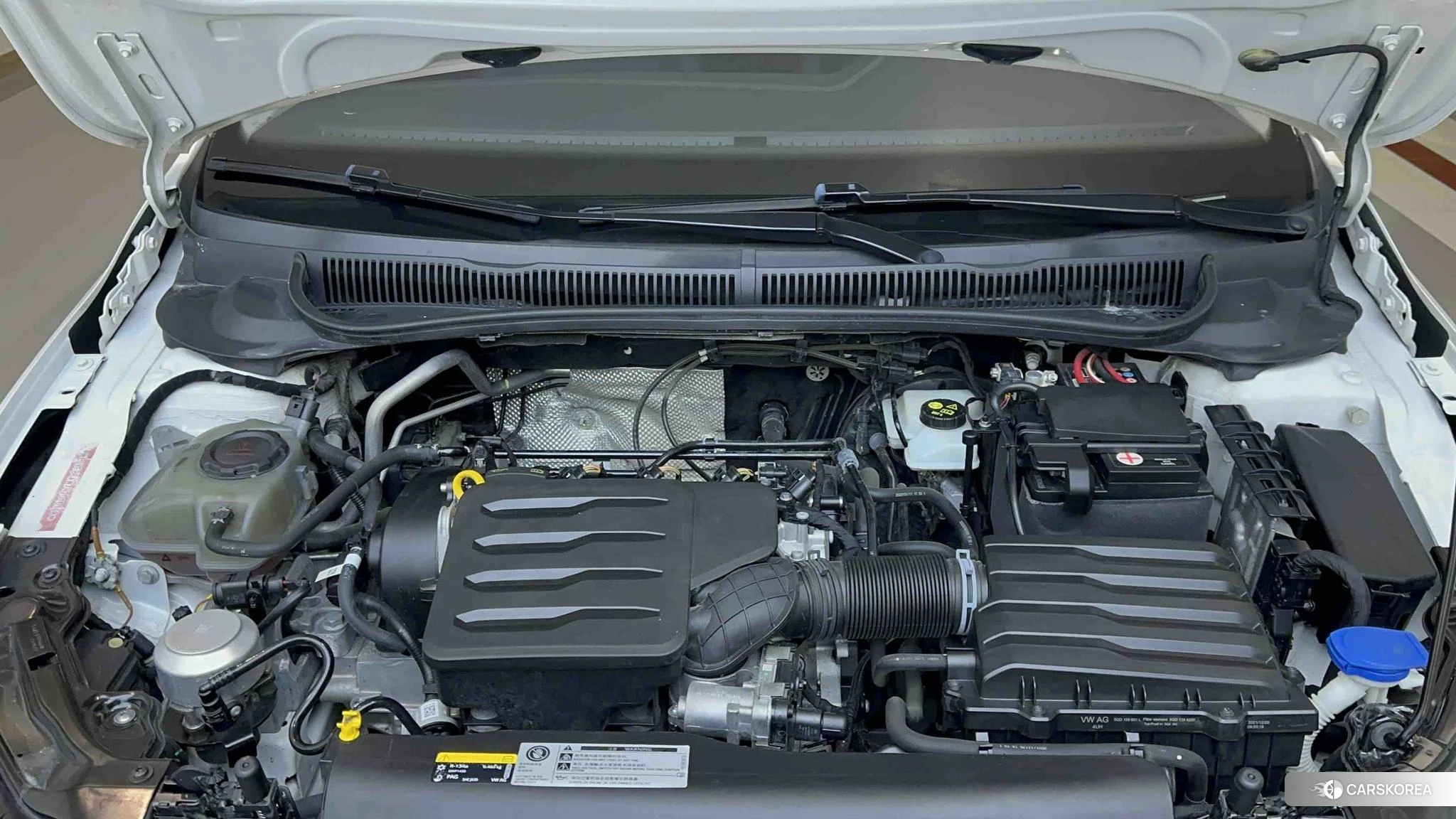 Volkswagen Polo 2021 Белый из Китая, фото 3