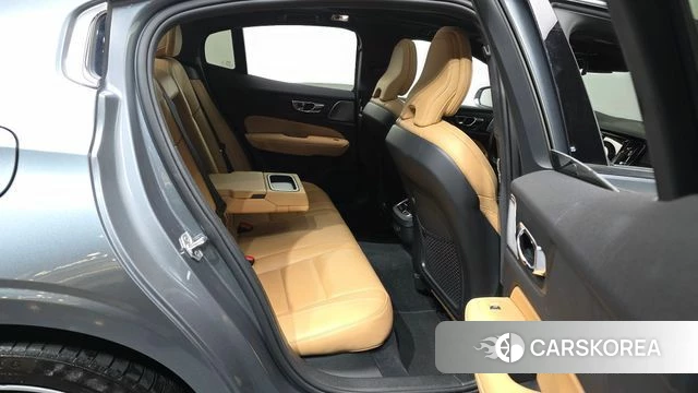 Volvo S60 3rd generation 2021 Серый из Кореи, фото 3