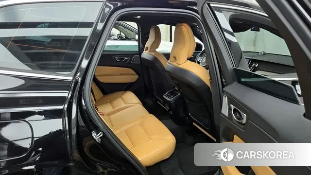 Volvo XC60 second Generation 2019 Черный из Кореи, фото 3