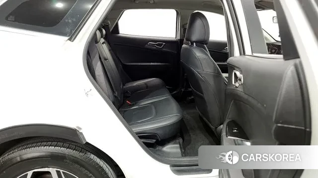 Kia Sportage 5th Generation 2022 Белый из Кореи, фото 3