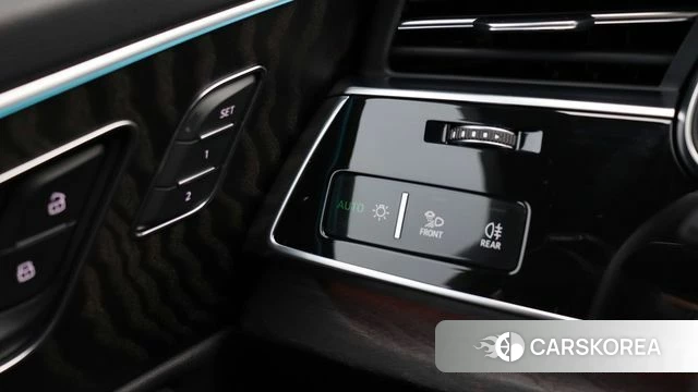 Audi Q7 (4M) 2021 Белый из Кореи, фото 3