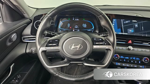 Hyundai The New Avante (CN7) 2023 Белый из Кореи, фото 3