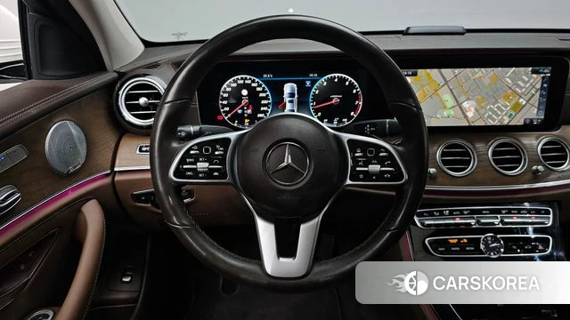 Mercedes-Benz E-Class W213 2020 Белый из Кореи, фото 3