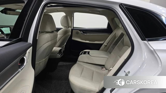 Hyundai The New Grandeur IG Hybrid 2021 Белый из Кореи, фото 3