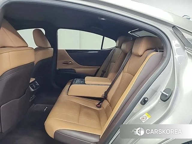 Lexus ES300h 7th generation 2018 Серый из Кореи, фото 3