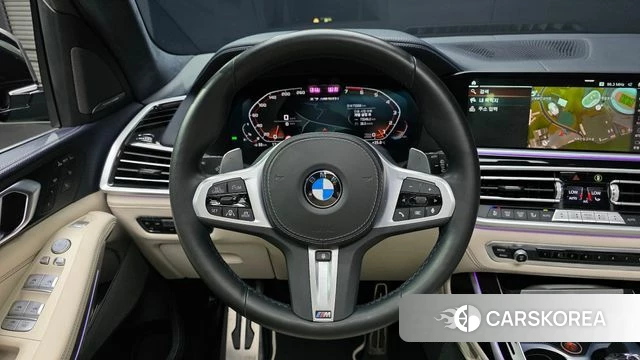 BMW X7 (G07) 2022 Черный из Кореи, фото 3