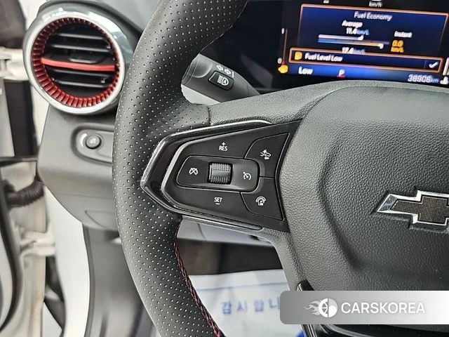 Chevrolet (GM Daewoo) Trax Crossover 2023 Белый из Кореи, фото 3