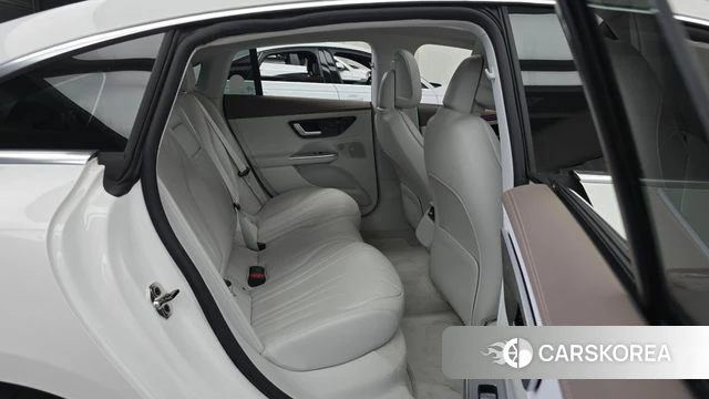 Mercedes-Benz EQE V295 2024 Белый из Кореи, фото 3