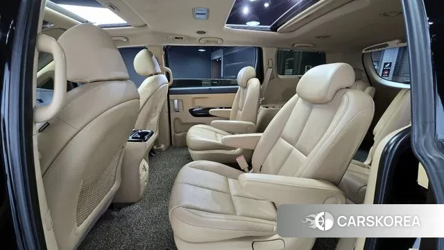 Kia The New Carnival 2018 Черный из Кореи, фото 3