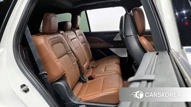 Lincoln Aviator 2nd generation 2021 Белый из Кореи, фото 3