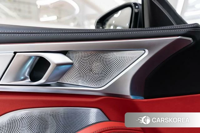 BMW 8 series 2021 Черный из Китая, фото 3