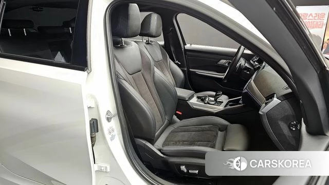 BMW 3 Series (G20) 2022 Белый из Кореи, фото 3