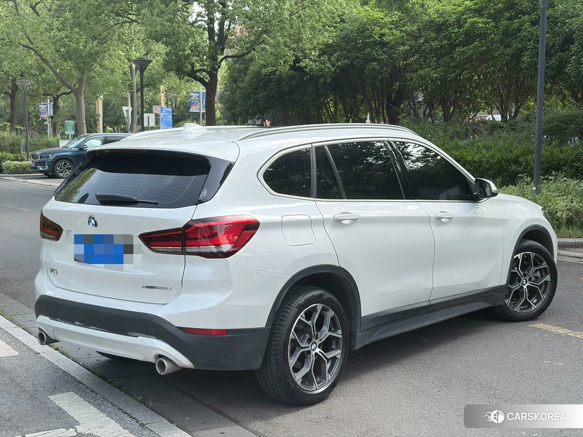 BMW X1 2021 Белый из Китая, фото 3