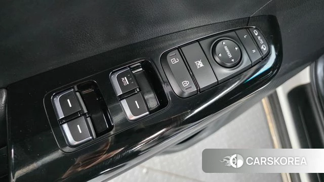 Kia Sportage The Bold 2018 Белый из Кореи, фото 3