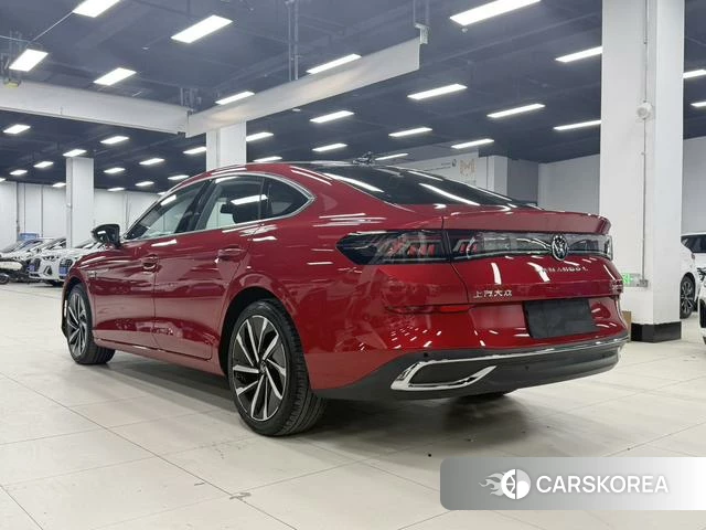 Volkswagen Lingdu 2022 Красный из Китая, фото 3