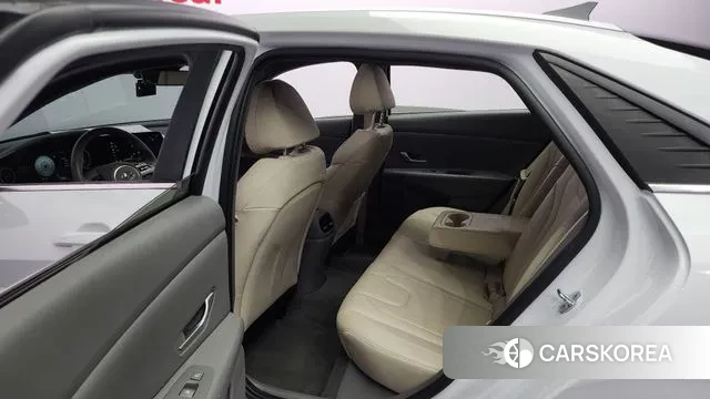 Hyundai Avante (CN7) 2022 Белый из Кореи, фото 3