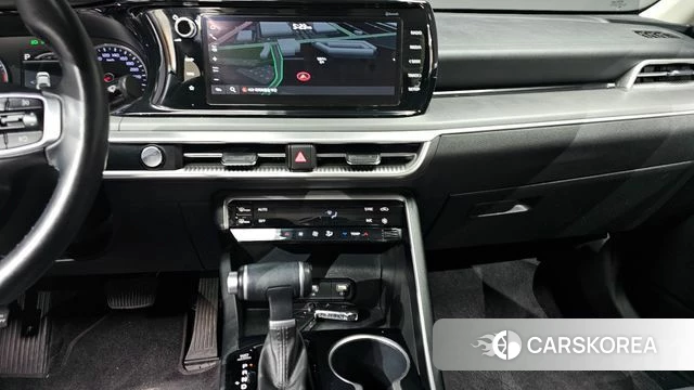 Kia K5 3rd generation 2021 Серебристо-серый из Кореи, фото 3