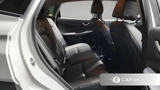 Hyundai Kona 2018 Белый из Кореи, фото 3