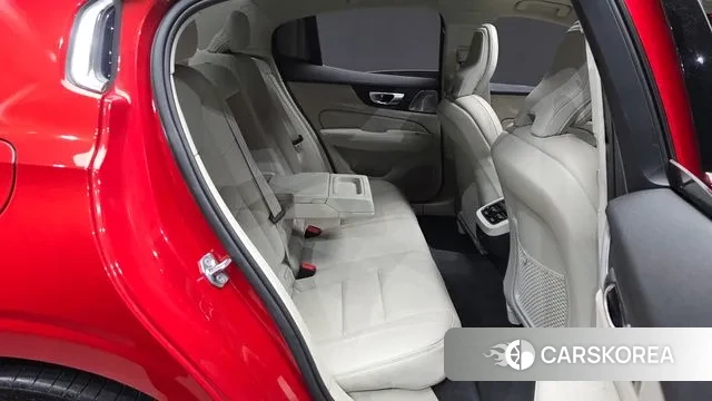 Volvo S60 3rd generation 2021 Красный из Кореи, фото 3