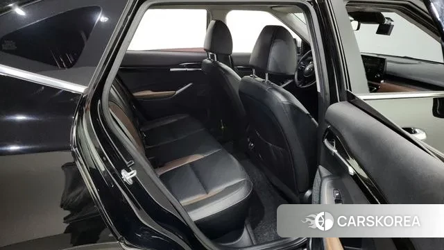 Kia Seltos 2021 Черный из Кореи, фото 3