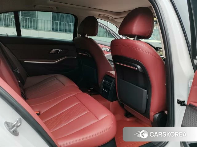 BMW 3 series 2022 Белый из Китая, фото 3
