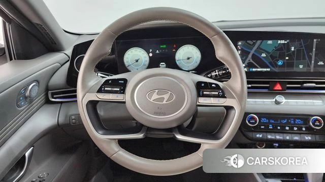 Hyundai The New Avante (CN7) 2023 Белый из Кореи, фото 3