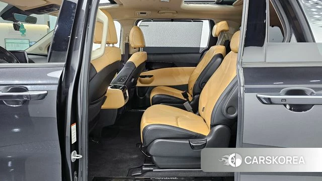 Kia Carnival 4th generation 2020 Серый из Кореи, фото 3